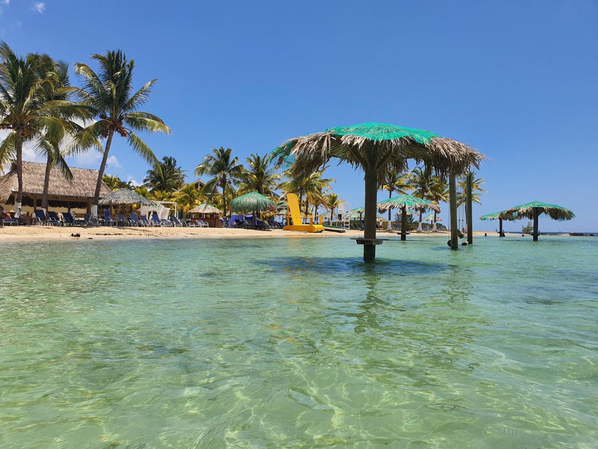 Las Palmas Joliet Corozal  Ngoại thất bức ảnh